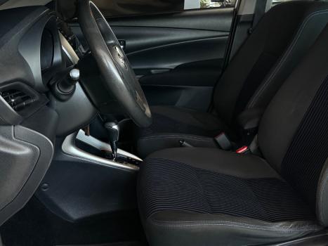 TOYOTA Yaris Sedan 1.5 16V 4P FLEX XL MULTIDRIVE AUTOM�TICO CVT, Foto 8