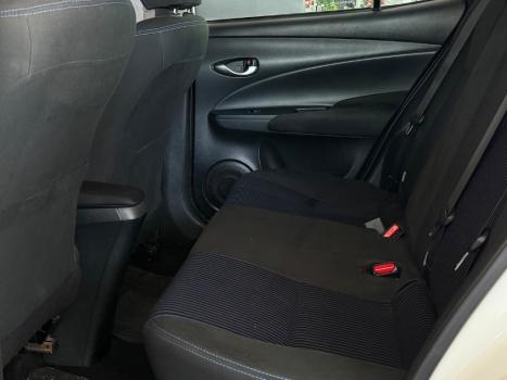 TOYOTA Yaris Sedan 1.5 16V 4P FLEX XL MULTIDRIVE AUTOM�TICO CVT, Foto 9