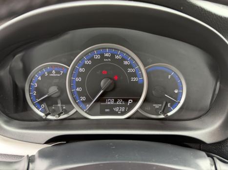 TOYOTA Yaris Sedan 1.5 16V 4P FLEX XL LIVE MULTIDRIVE AUTOM�TICO CVT, Foto 8