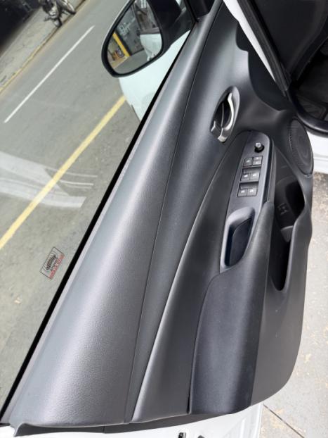 TOYOTA Yaris Sedan 1.5 16V 4P FLEX XL LIVE MULTIDRIVE AUTOM�TICO CVT, Foto 9