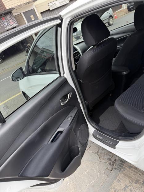 TOYOTA Yaris Sedan 1.5 16V 4P FLEX XL LIVE MULTIDRIVE AUTOM�TICO CVT, Foto 10
