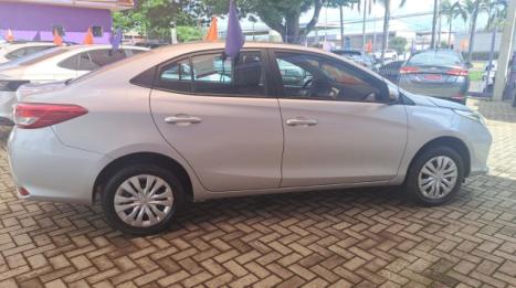 TOYOTA Yaris Sedan 1.5 16V 4P FLEX XL, Foto 2