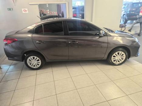 TOYOTA Yaris Sedan 1.5 16V 4P FLEX XL MULTIDRIVE AUTOM�TICO CVT, Foto 4