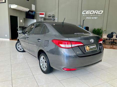 TOYOTA Yaris Sedan 1.5 16V 4P FLEX XS CONNECT MULTIDRIVE AUTOM�TICO CVT, Foto 4