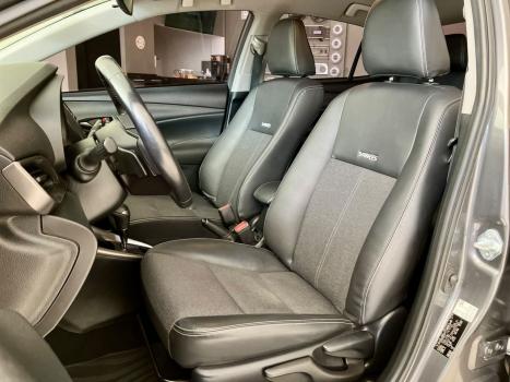TOYOTA Yaris Sedan 1.5 16V 4P FLEX XS CONNECT MULTIDRIVE AUTOM�TICO CVT, Foto 14