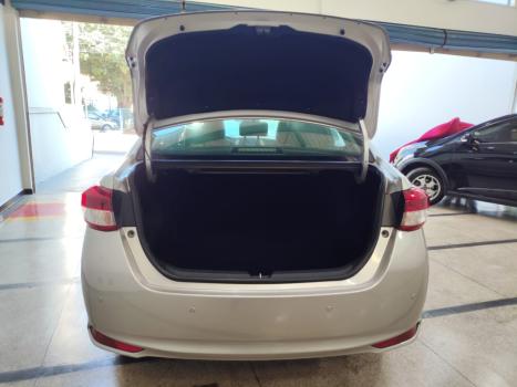 TOYOTA Yaris Sedan 1.5 16V 4P FLEX XL MULTIDRIVE AUTOM�TICO CVT, Foto 8