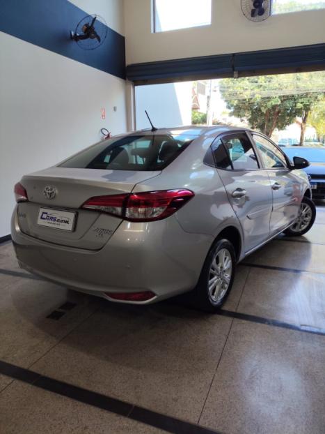 TOYOTA Yaris Sedan 1.5 16V 4P FLEX XL MULTIDRIVE AUTOM�TICO CVT, Foto 5
