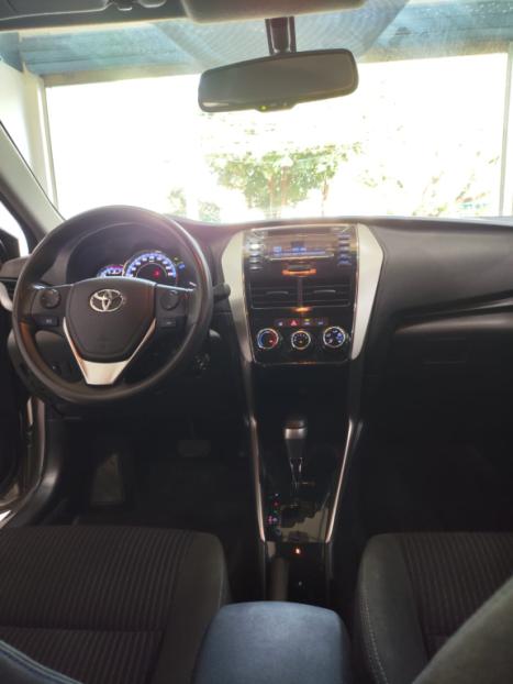 TOYOTA Yaris Sedan 1.5 16V 4P FLEX XL MULTIDRIVE AUTOM�TICO CVT, Foto 11