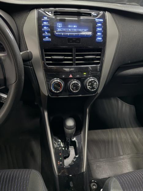 TOYOTA Yaris Sedan 1.5 16V 4P FLEX XL MULTIDRIVE AUTOM�TICO CVT, Foto 6