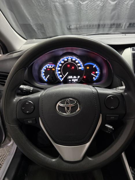 TOYOTA Yaris Sedan 1.5 16V 4P FLEX XL MULTIDRIVE AUTOM�TICO CVT, Foto 10