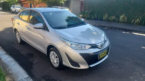 TOYOTA Yaris Sedan 1.5 16V 4P FLEX XL LIVE MULTIDRIVE AUTOMÁTICO CVT, Foto 10
