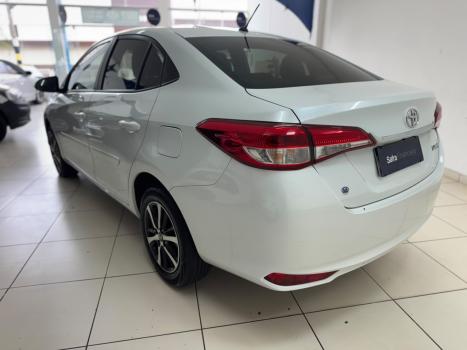 TOYOTA Yaris Sedan 1.5 16V 4P FLEX XL LIVE MULTIDRIVE AUTOM�TICO CVT, Foto 3
