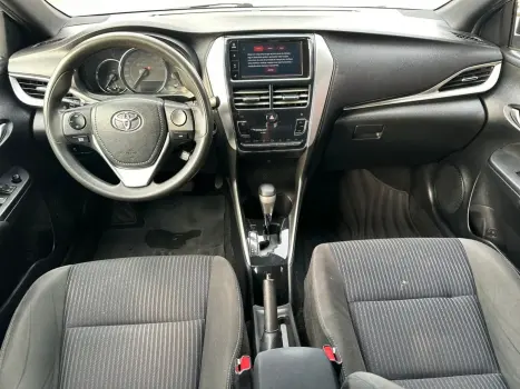 TOYOTA Yaris Sedan 1.3 16V 4P FLEX XL PLUS TECH MULTIDRIVE AUTOMÁTICO CVT, Foto 7
