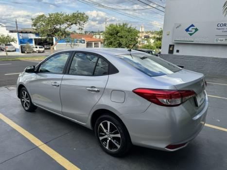 TOYOTA Yaris Sedan 1.5 16V 4P FLEX XLS CONNECT MULTIDRIVE AUTOMÁTICO CVT, Foto 13