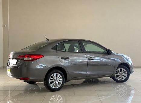 TOYOTA Yaris Sedan 1.5 16V 4P FLEX XL MULTIDRIVE AUTOMÁTICO CVT, Foto 3