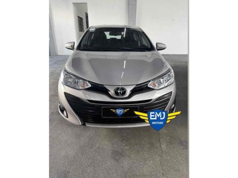 TOYOTA Yaris Sedan , Foto 2