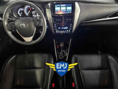 TOYOTA Yaris Sedan , Foto 8