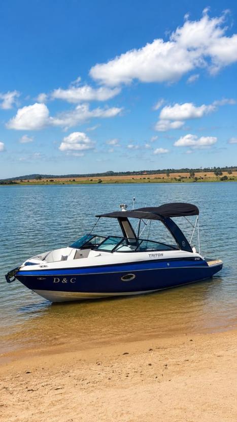TRITON 250 25 P�S, Foto 2