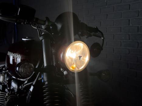 TRIUMPH Bobber 1200 , Foto 6