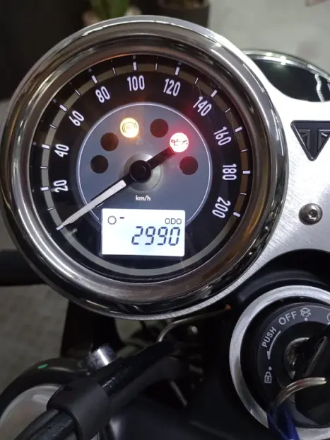 TRIUMPH Bonneville T100 900 , Foto 9 TRIUMPH Bonneville T100 900 , Foto 9