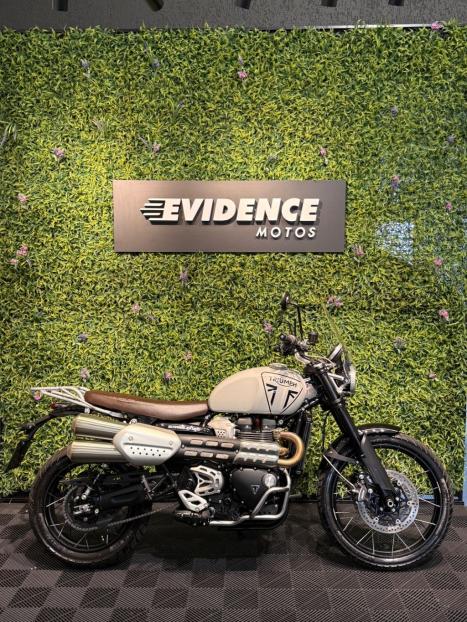 TRIUMPH Scrambler 1200 XE, Foto 2