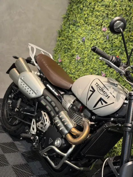 TRIUMPH Scrambler 1200 XE, Foto 9
