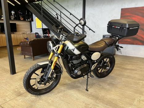 TRIUMPH Scrambler 400X , Foto 2