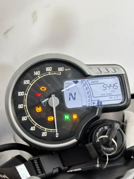TRIUMPH Scrambler 400X , Foto 2