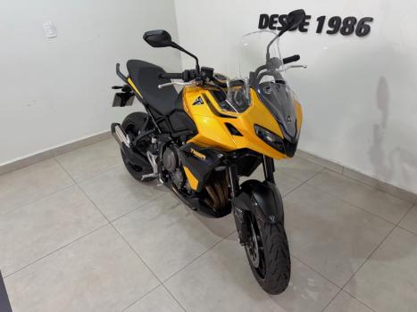 TRIUMPH Tiger 800 , Foto 3