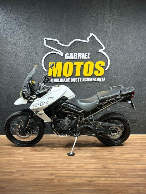 TRIUMPH Tiger 800 XCX, Foto 2