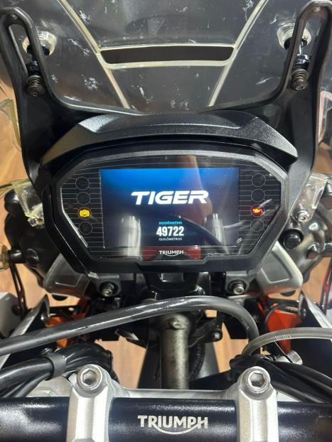 TRIUMPH Tiger 800 XCA, Foto 7