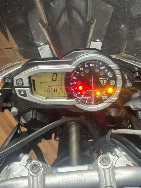TRIUMPH Tiger 800 XCX, Foto 7