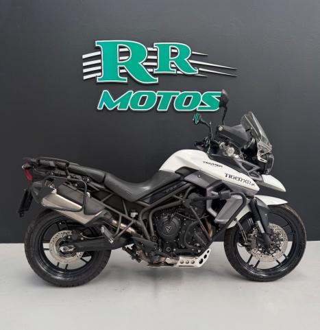 TRIUMPH Tiger 800 XRX L (LOW), Foto 1
