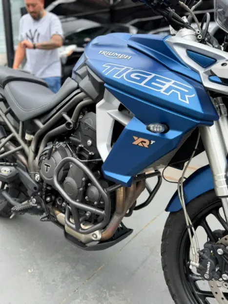TRIUMPH Tiger 800 XRT, Foto 2
