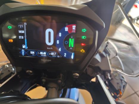 TRIUMPH Tiger 800 XRX, Foto 2