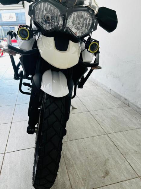 TRIUMPH Tiger 800 XRX, Foto 3