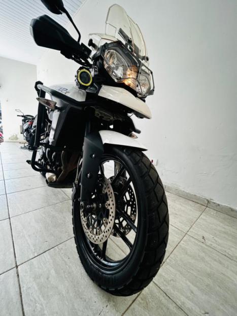 TRIUMPH Tiger 800 XRX, Foto 13
