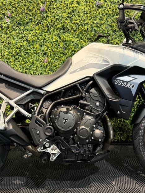 TRIUMPH Tiger 900 GT , Foto 4