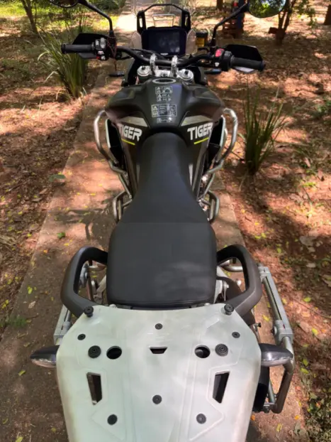 TRIUMPH Tiger 900 RALLY ARAGON, Foto 3