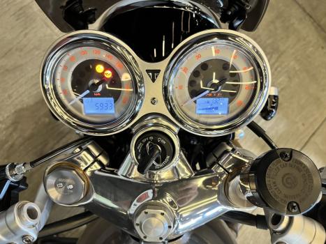 TRIUMPH Truxton 1200 R, Foto 4