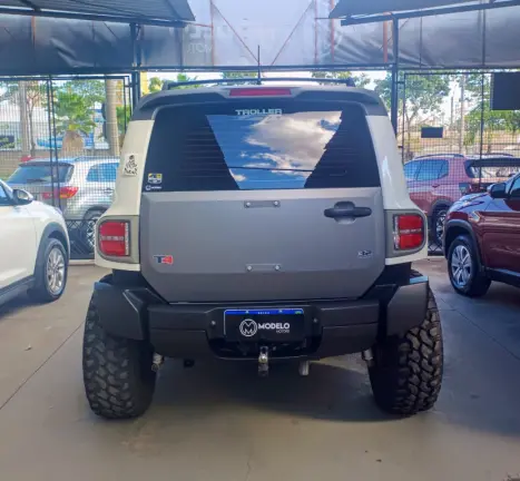 TROLLER T4 3.2 XLT 4X4 TURBO DIESEL INTERCOOLER, Foto 4 TROLLER T4 3.2 XLT 4X4 TURBO DIESEL INTERCOOLER, Foto 4