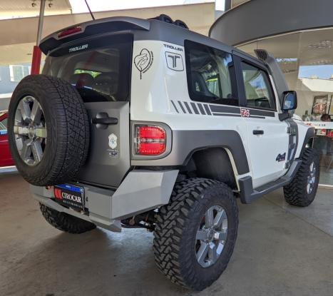 TROLLER T4 3.2 XLT 4X4 TURBO DIESEL INTERCOOLER, Foto 7 TROLLER T4 3.2 XLT 4X4 TURBO DIESEL INTERCOOLER, Foto 7