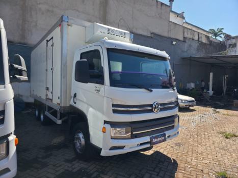 VOLKSWAGEN 13-180 DELIVERY 6X2, Foto 1