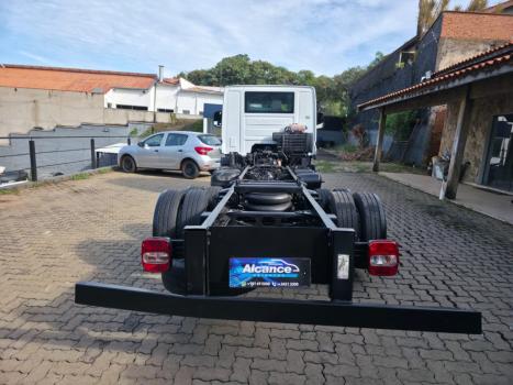 VOLKSWAGEN 13-180 DELIVERY 6X2, Foto 5