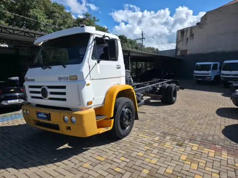 VOLKSWAGEN 15-180 , Foto 3