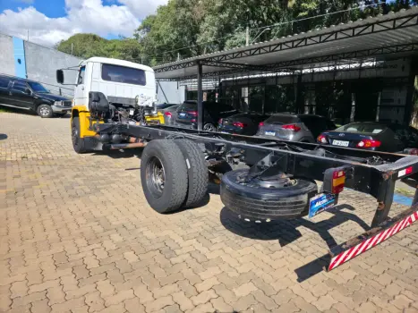 VOLKSWAGEN 15-180 , Foto 5