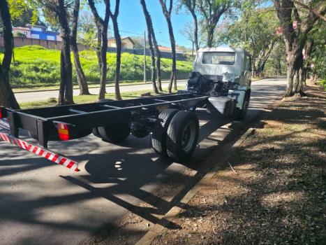VOLKSWAGEN 15-180 , Foto 4