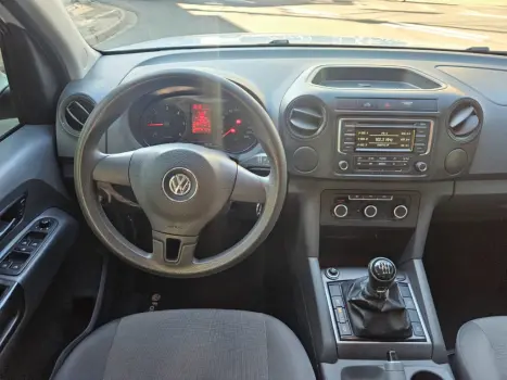 VOLKSWAGEN Amarok 2.0 16V 4X4 SE CABINE DUPLA TURBO INTERCOOLER, Foto 5 VOLKSWAGEN Amarok 2.0 16V 4X4 SE CABINE DUPLA TURBO INTERCOOLER, Foto 5