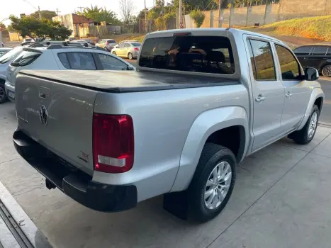 VOLKSWAGEN Amarok 2.0 16V 4X4 CABINE DUPLA TRENDLINE TURBO INTERCOOLER AUTOMTICO, Foto 4