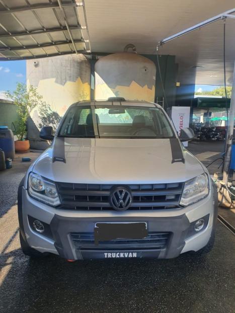 VOLKSWAGEN Amarok 2.0 16V 4X4 CABINE SIMPLES TURBO INTERCOOLER, Foto 3 VOLKSWAGEN Amarok 2.0 16V 4X4 CABINE SIMPLES TURBO INTERCOOLER, Foto 3